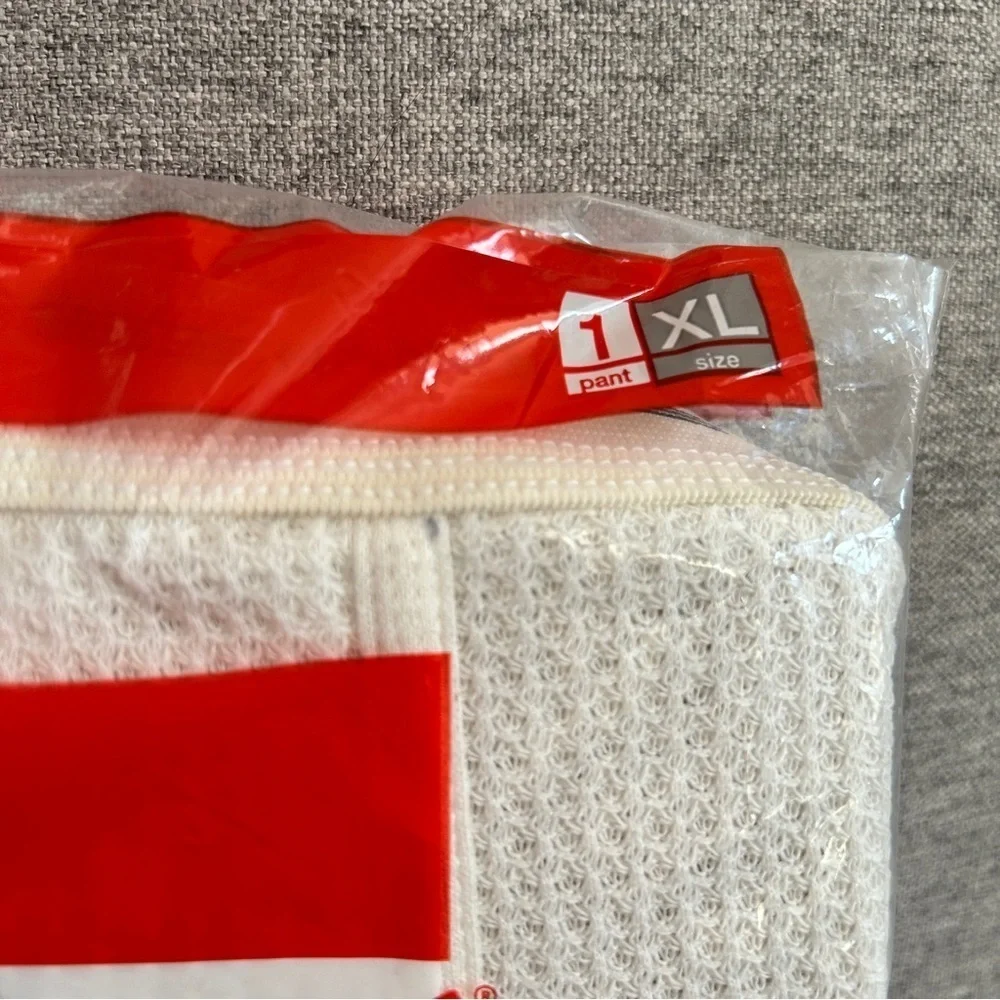 Hanes nip xl